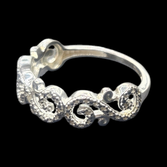 Diamond Accent Band Ring - Picture 3 of 6